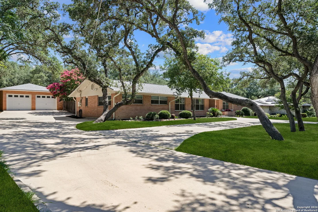 Photo of 315 DONELLA DR