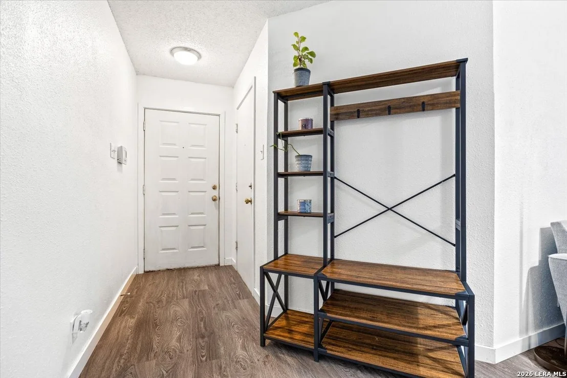 Photo of 13354 Greenstone