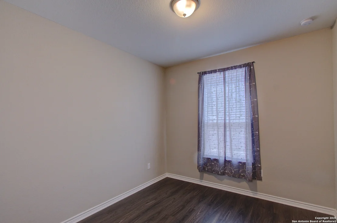 Photo of 4544 Klein