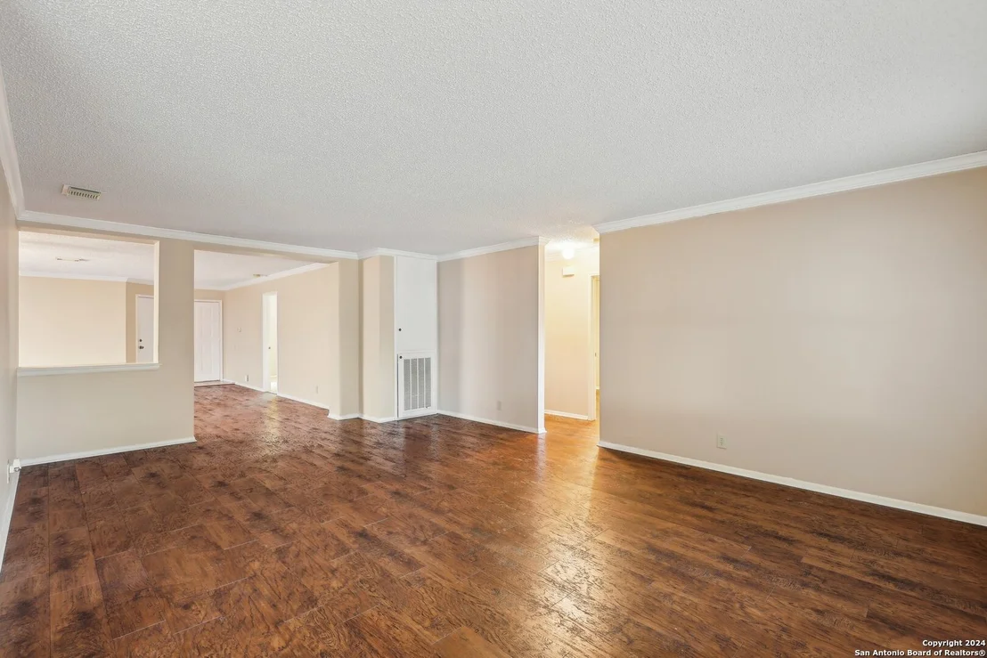 Photo of 9181 RIDGE PATH