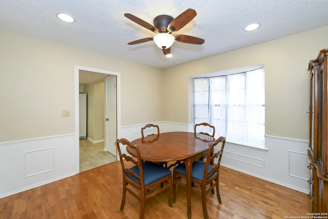 Photo of 1415 Synandra