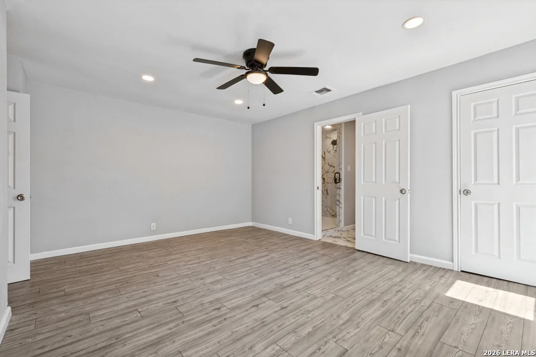 Photo of 13702 PEBBLE WALK