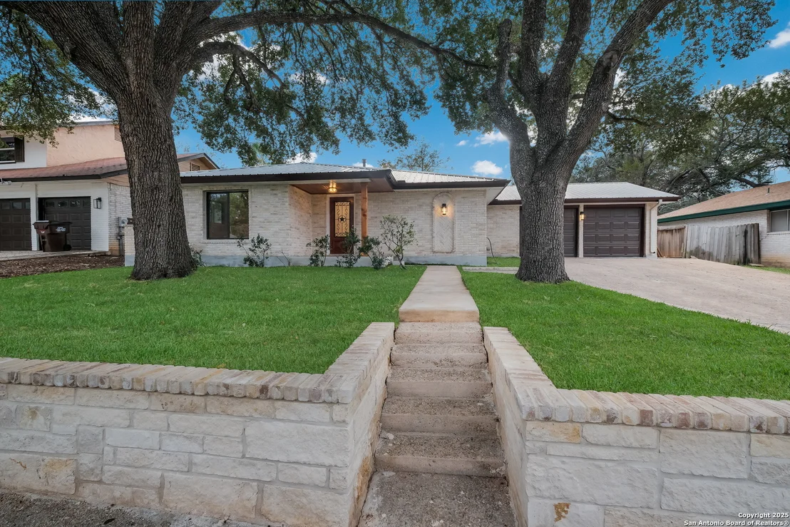 Photo of 6006 Forest Ledge
