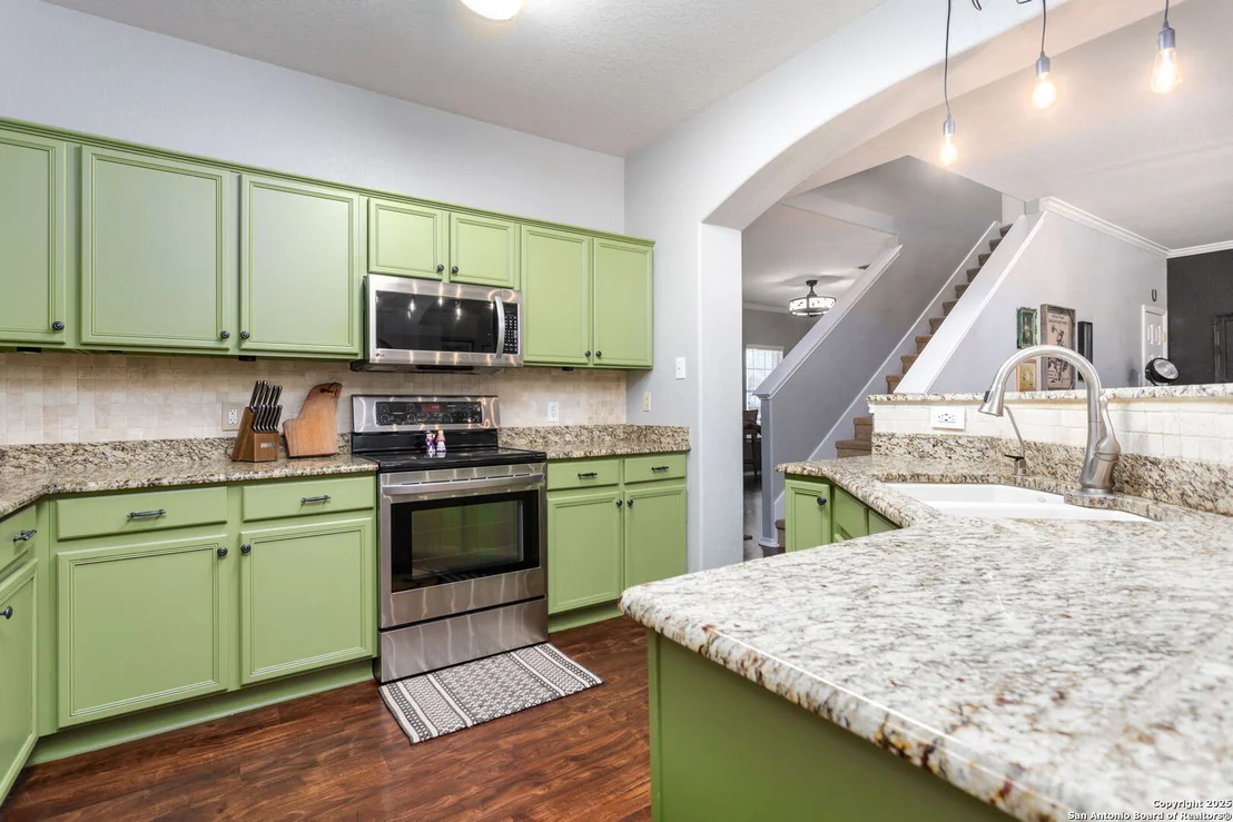 Photo of 8415 COLLINGWOOD