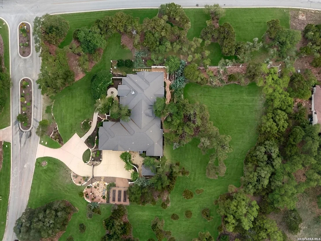 Photo of 8 Winged Foot