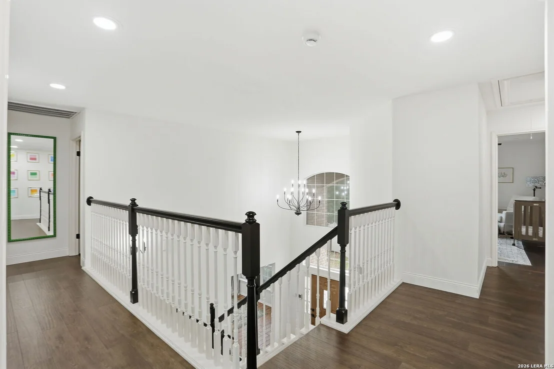 Photo of 21139 Simi Valley Dr