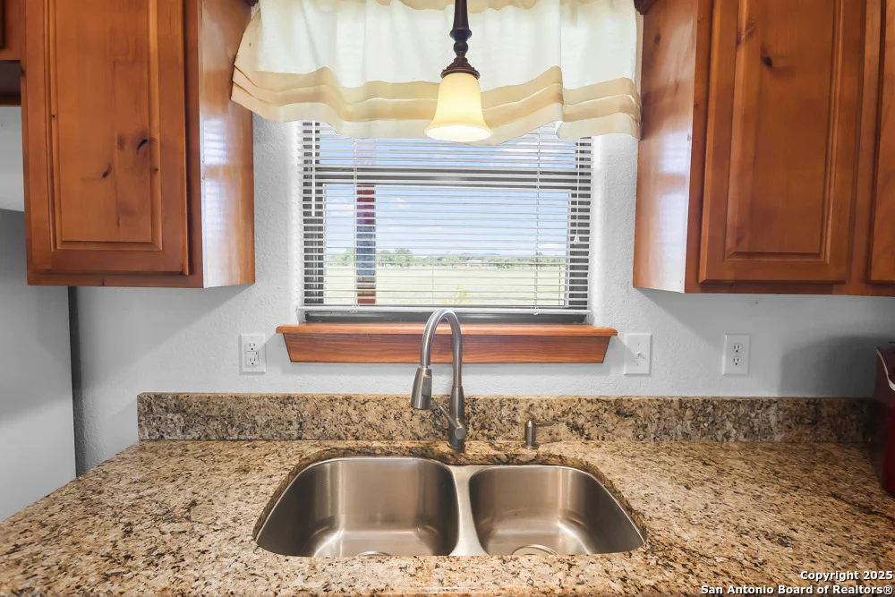 Photo of 867 RIVERTREE RD