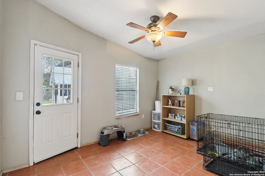 Photo of 503 Mockingbird