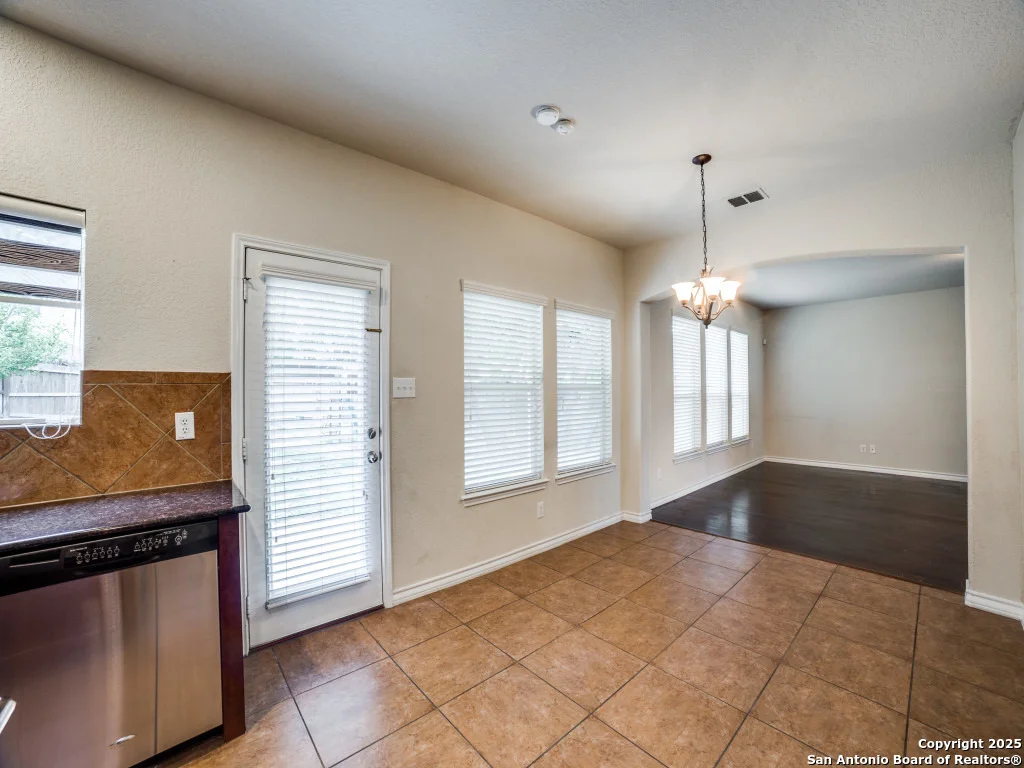Photo of 7618 Mission Point