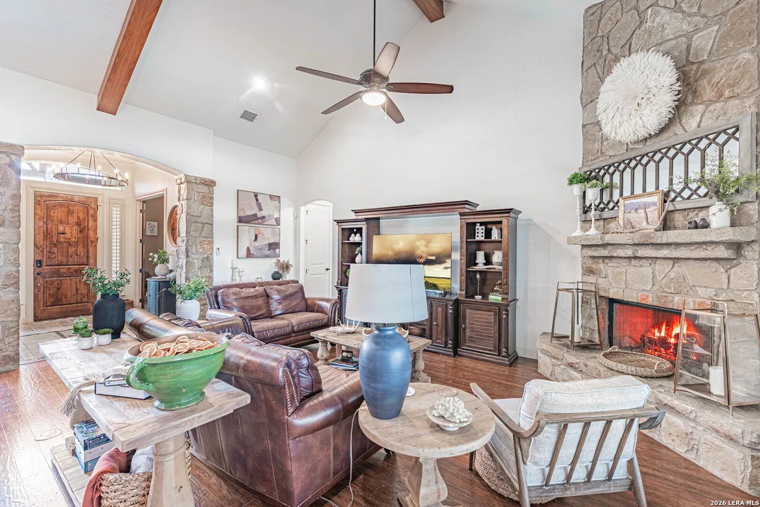 Photo of 819 County Road 356