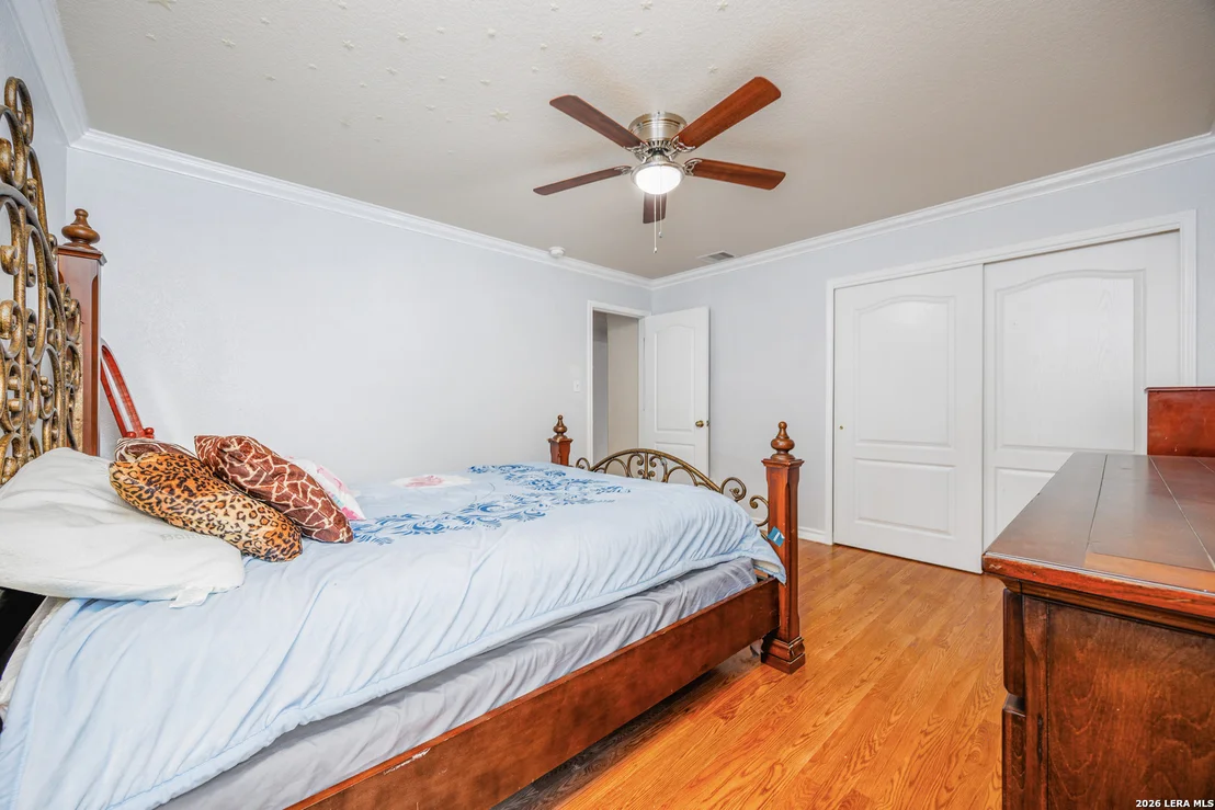 Photo of 1302 SUN GDN