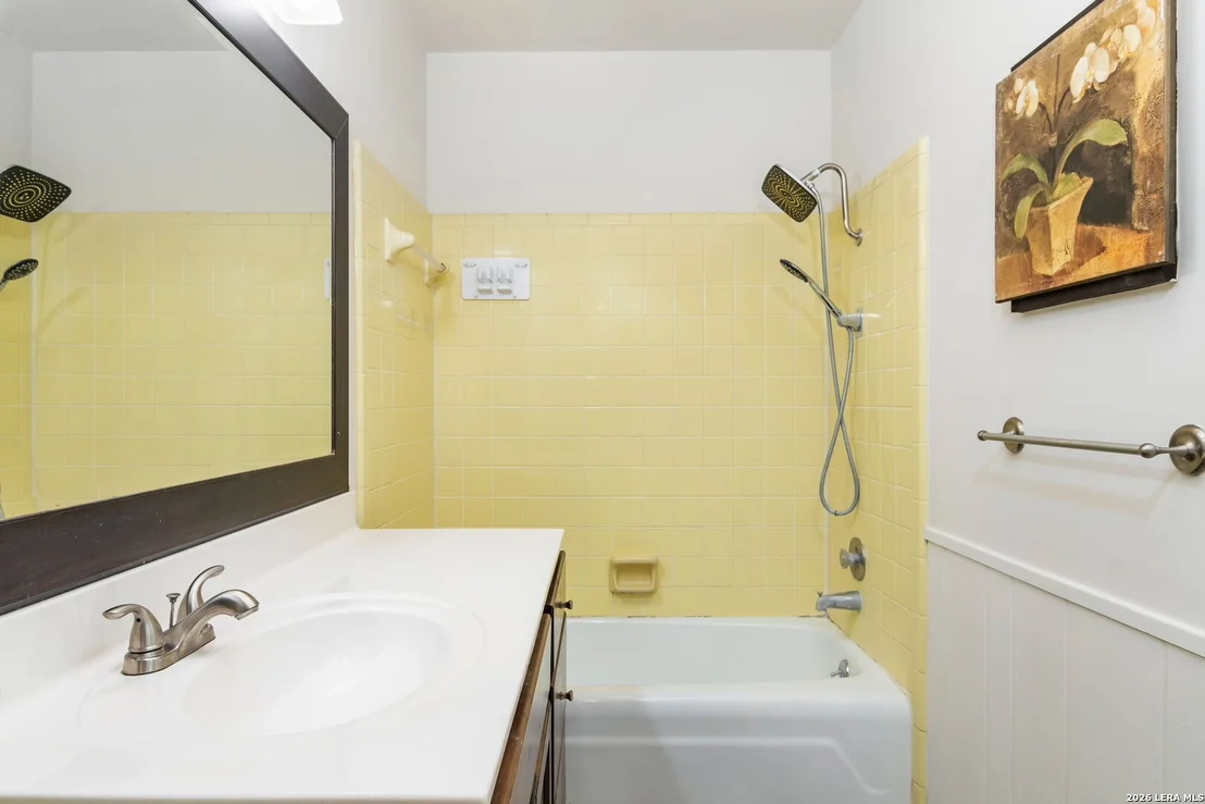 Photo of 3023 COLONY DR