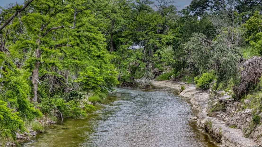 Photo of 5987 HIGHWAY 27