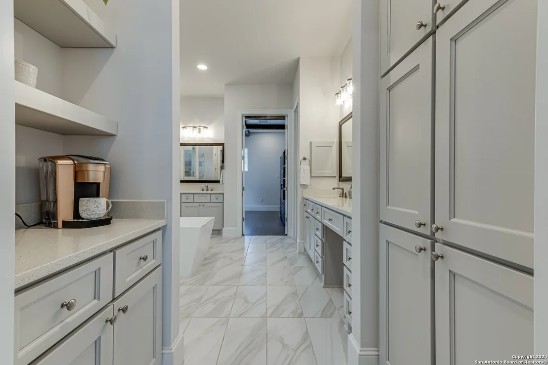 Photo of 4022 ABASOLO