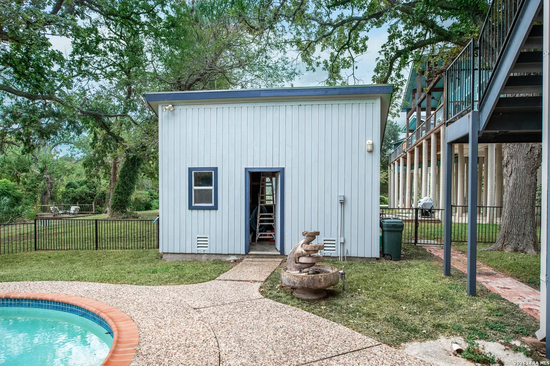 Photo of 54 S HAMPTON DR