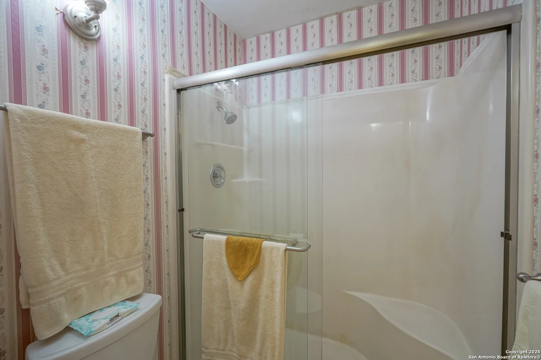 Photo of 6514 Robin Forest