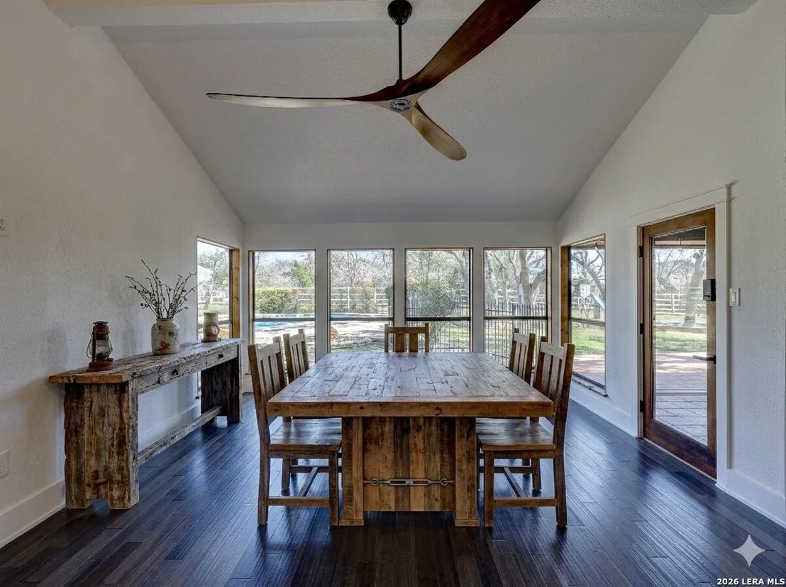 Photo of 29540 Red Bud Hill