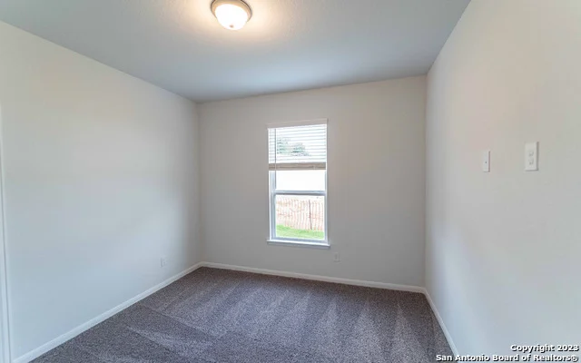 Photo of 4877 Knox View