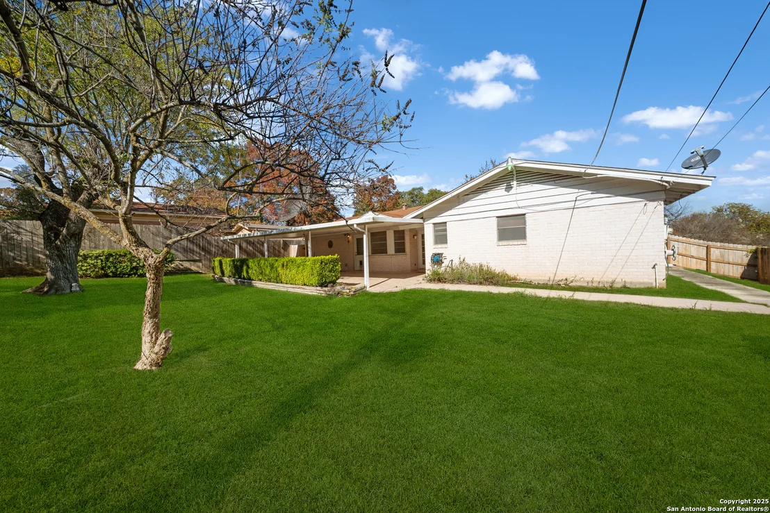 Photo of 3802 Oak