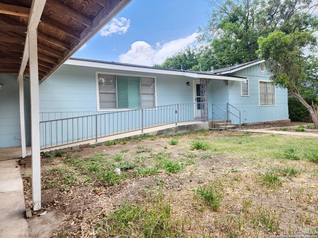 Photo of 224 GROBE DR