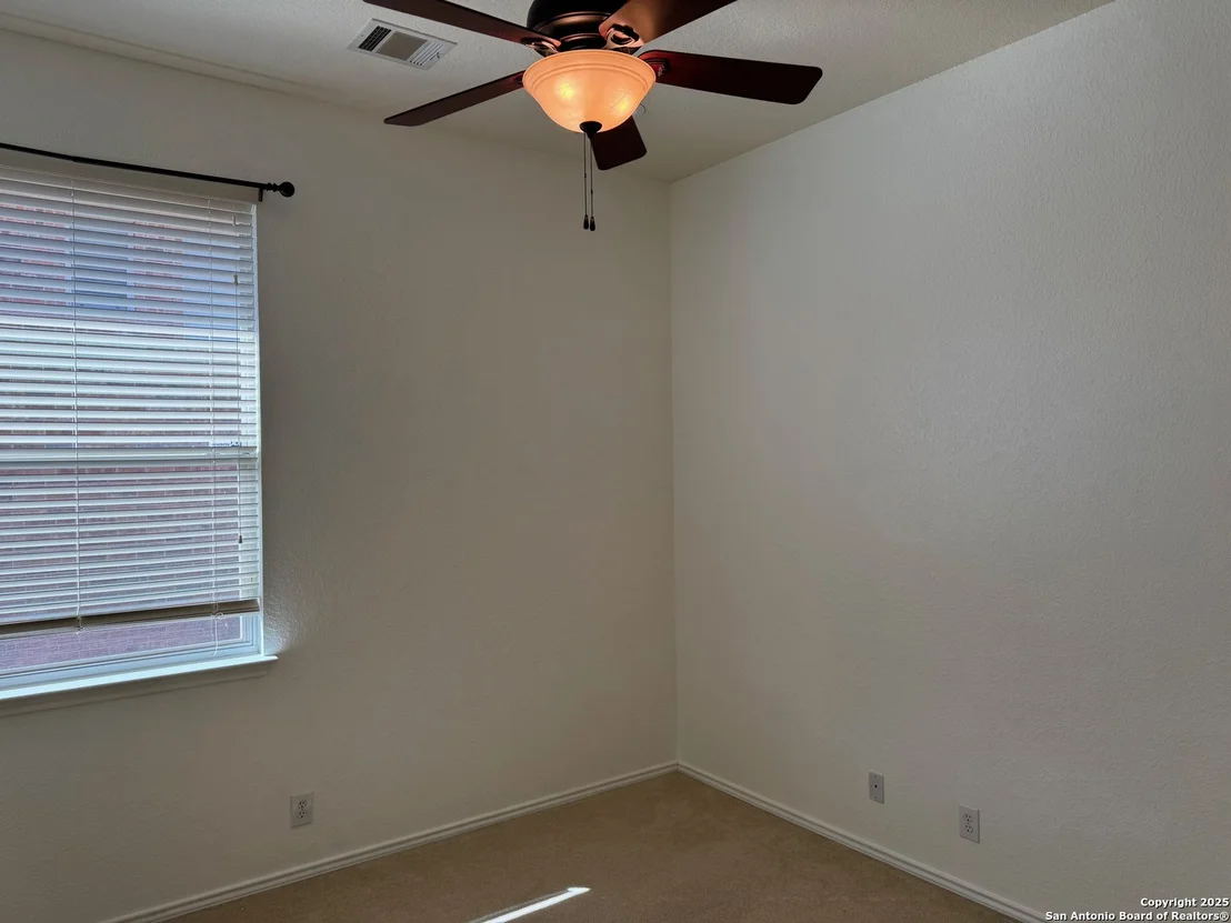 Photo of 3319 MONARCH