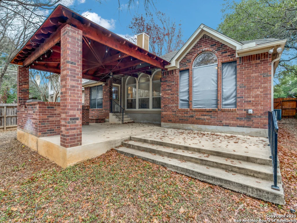 Photo of 12451 HART CLF