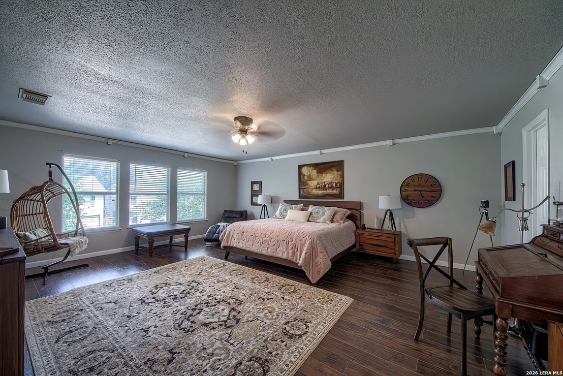 Photo of 2422 Thrasher Oak