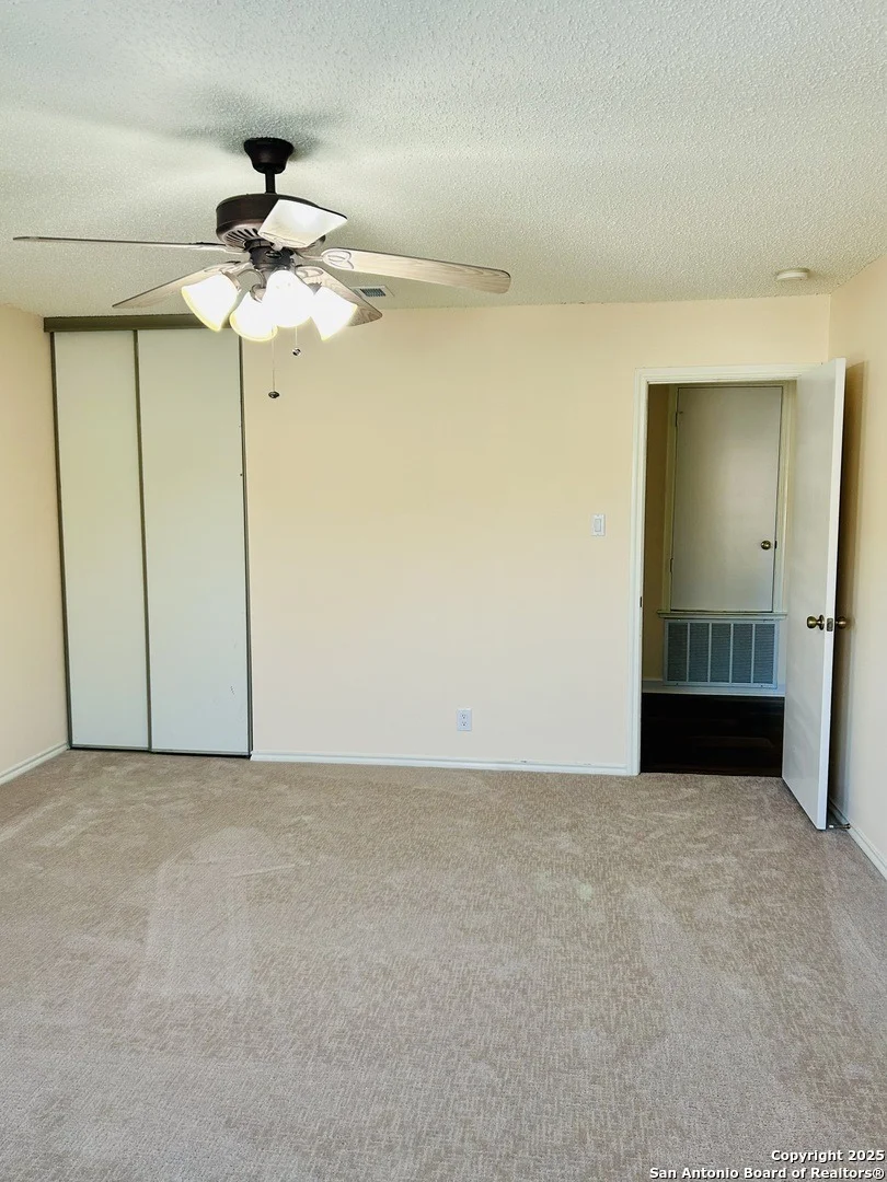 Photo of 9642 Elmstone
