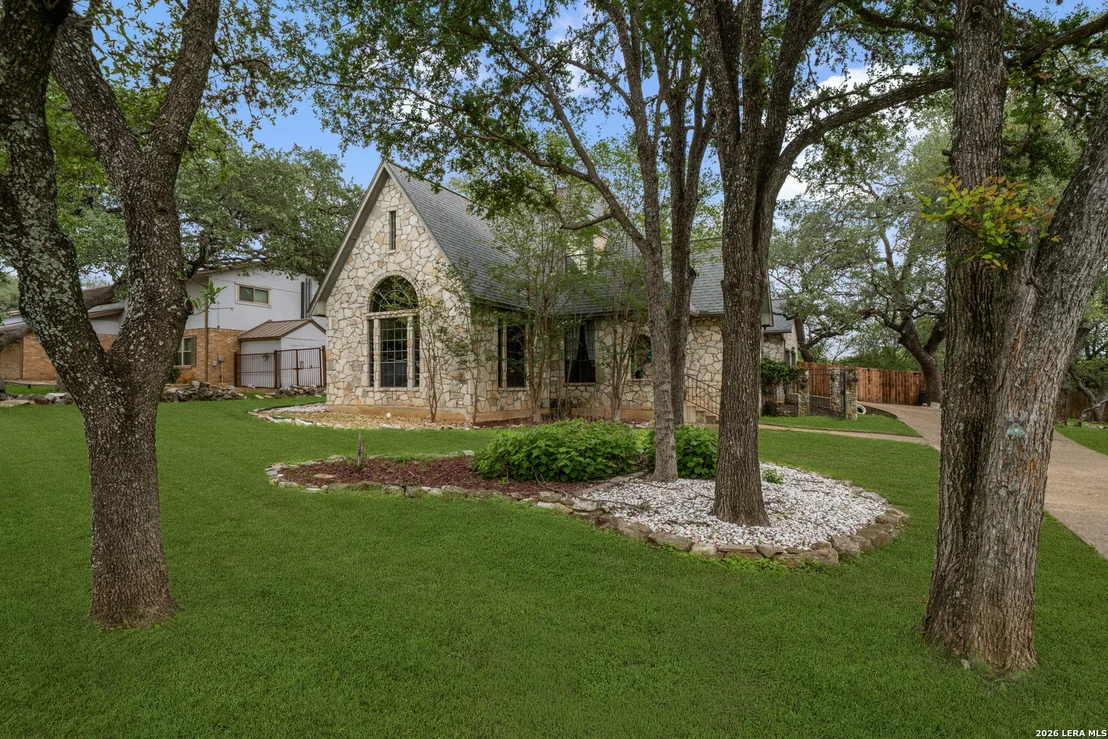 Photo of 2126 PIPESTONE DR