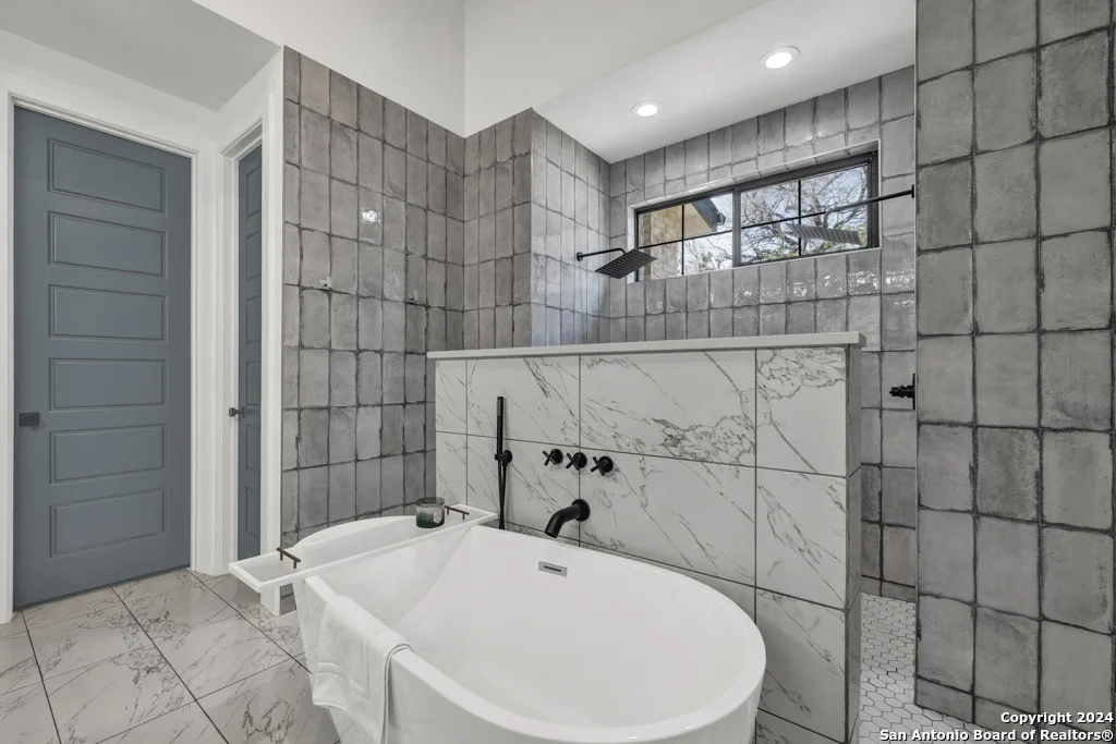 Photo of 384 Eagle Rock