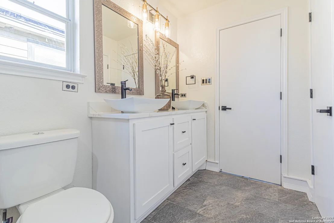 Photo of 5110 Sunview Vly