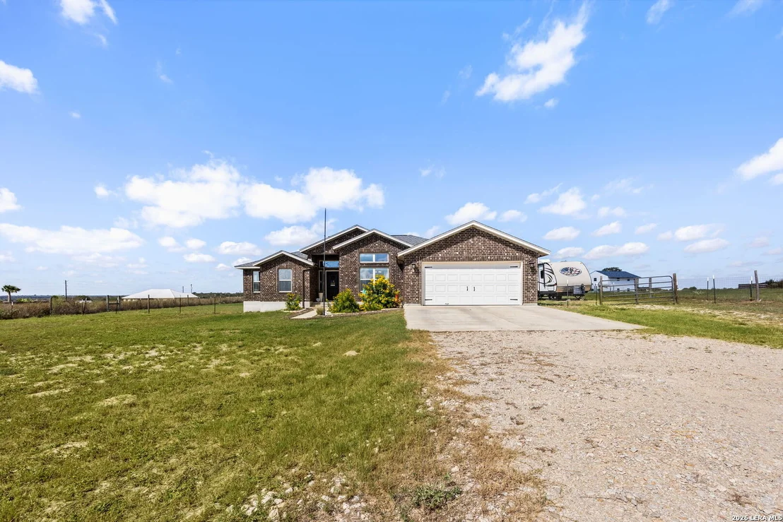 Photo of 149 LAKEVIEW CIR