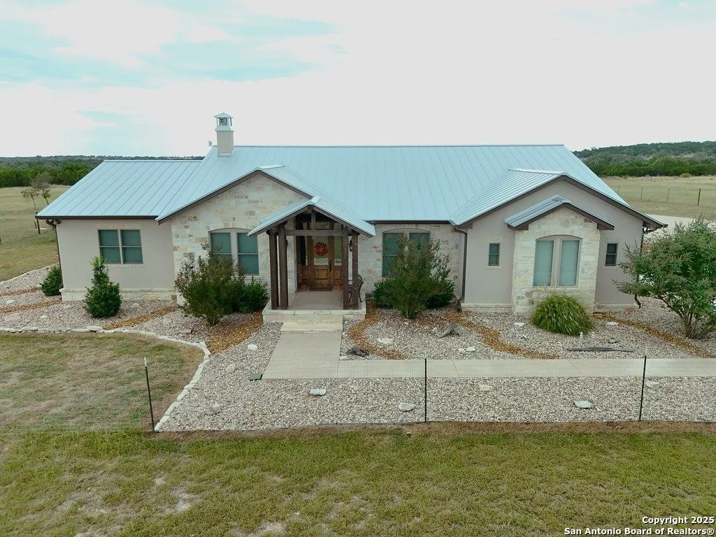 Photo of 601 Garrison Rd
