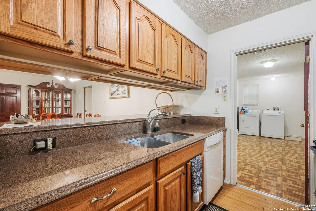 Photo of 6719 Lucerne