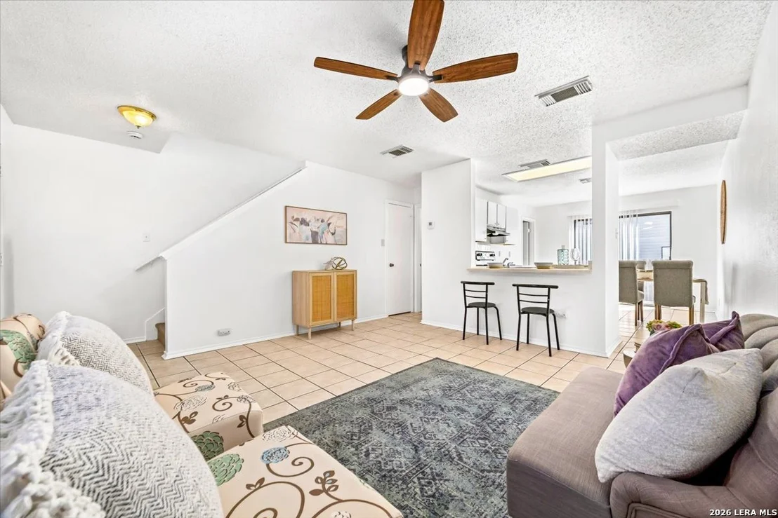 Photo of 5006 Kenton Trce