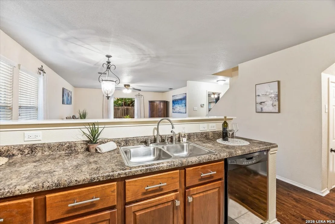 Photo of 26603 Redstone Hill