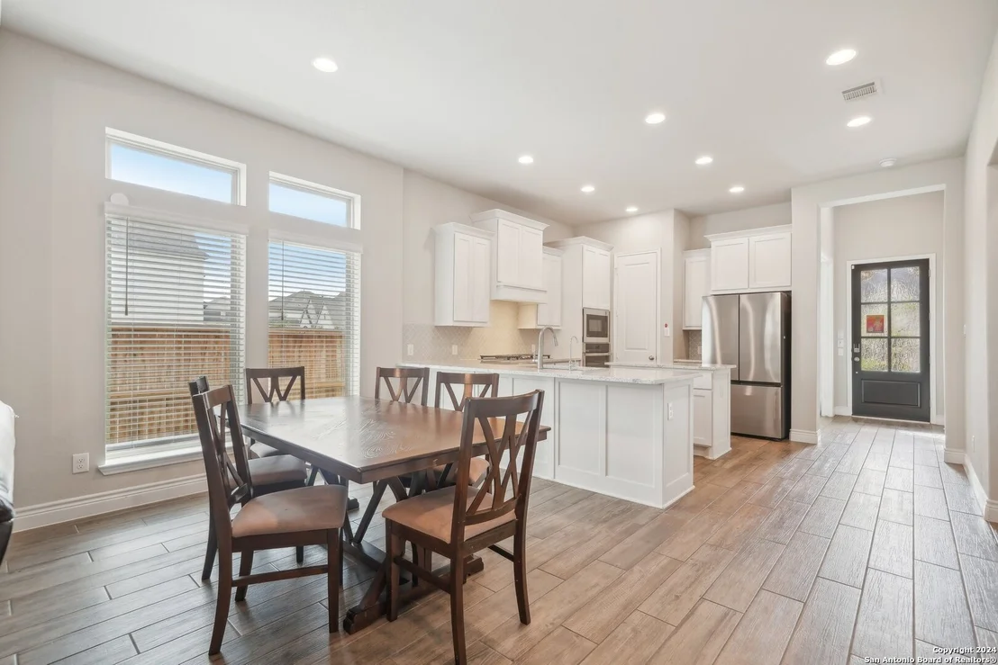 Photo of 1493 Pitcher Bend