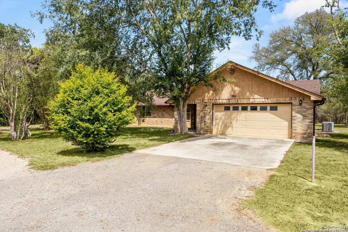 Photo of 264 Pleasant Acres