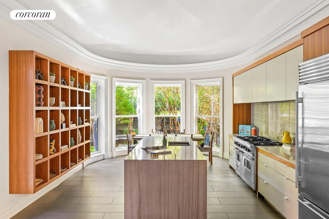 Photo of 280 WASHINGTON Avenue
