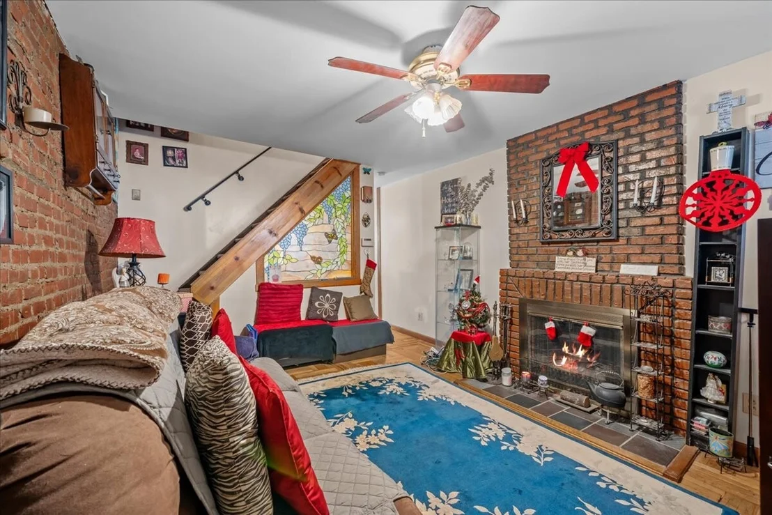 Photo of 9315 LAFAYETTE Walk