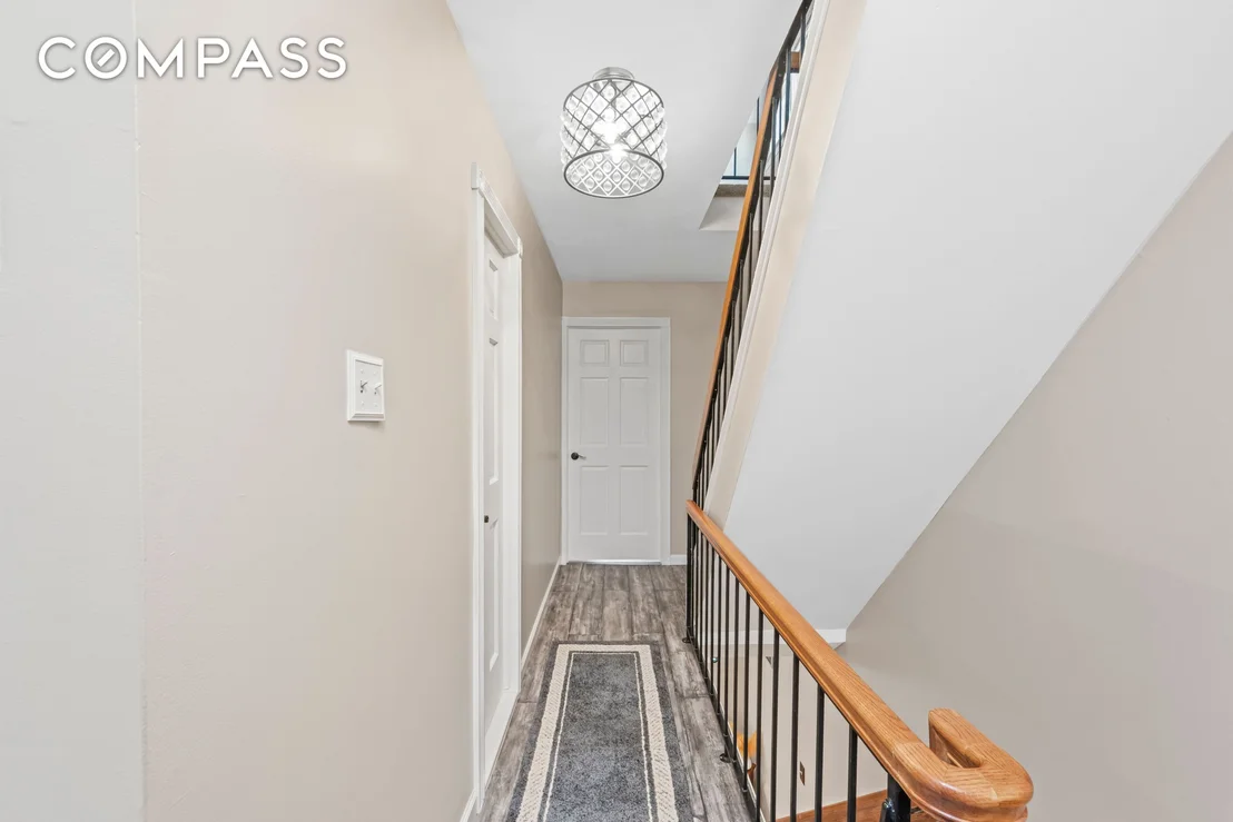 Photo of 15 Hickory Circle