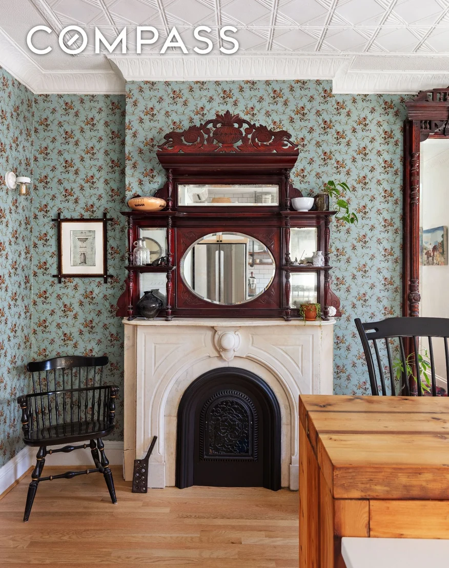 Photo of 102 Hall Street
