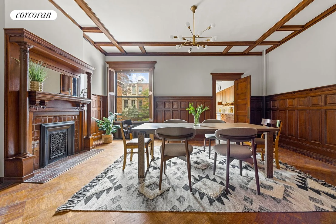 Photo of 166 Maple Street