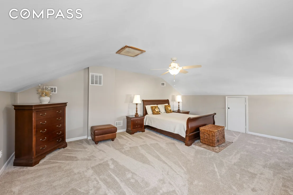 Photo of 15 Hickory Circle