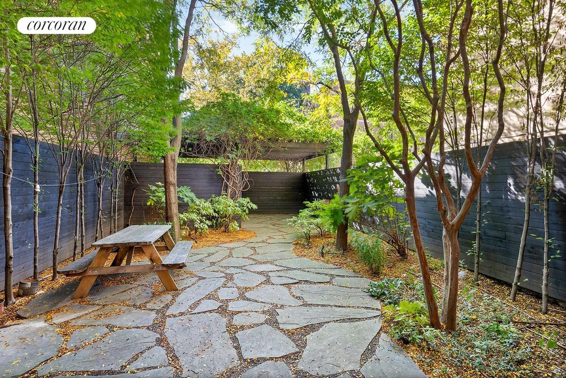 Photo of 280 WASHINGTON Avenue