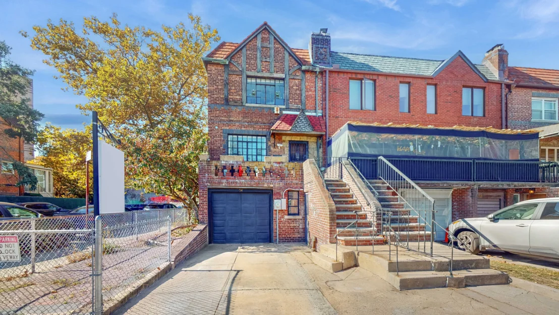 Photo of 54 CORBIN Place