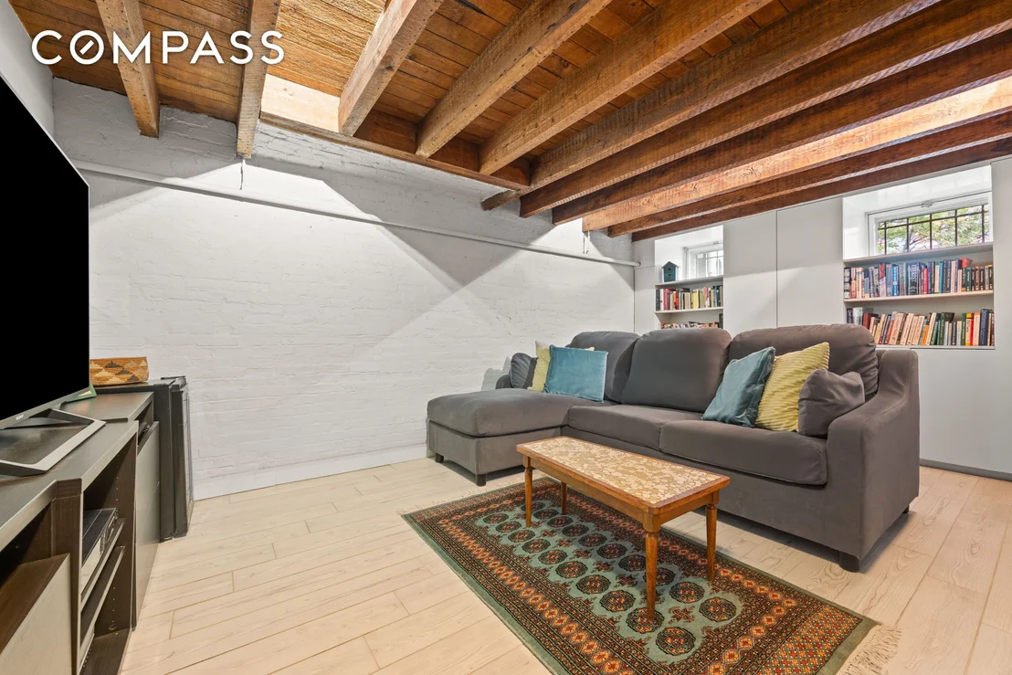 Photo of 482 11th Street
