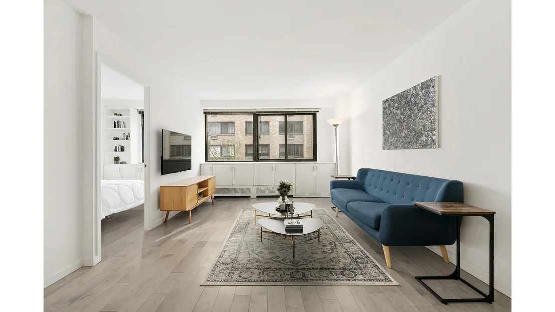 Photo of Unit 6EFS at 16 W 16TH Street
