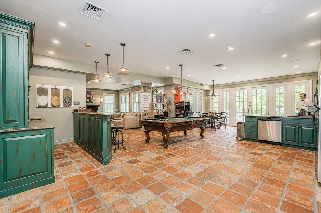 Photo of 125 BENEDICT Road