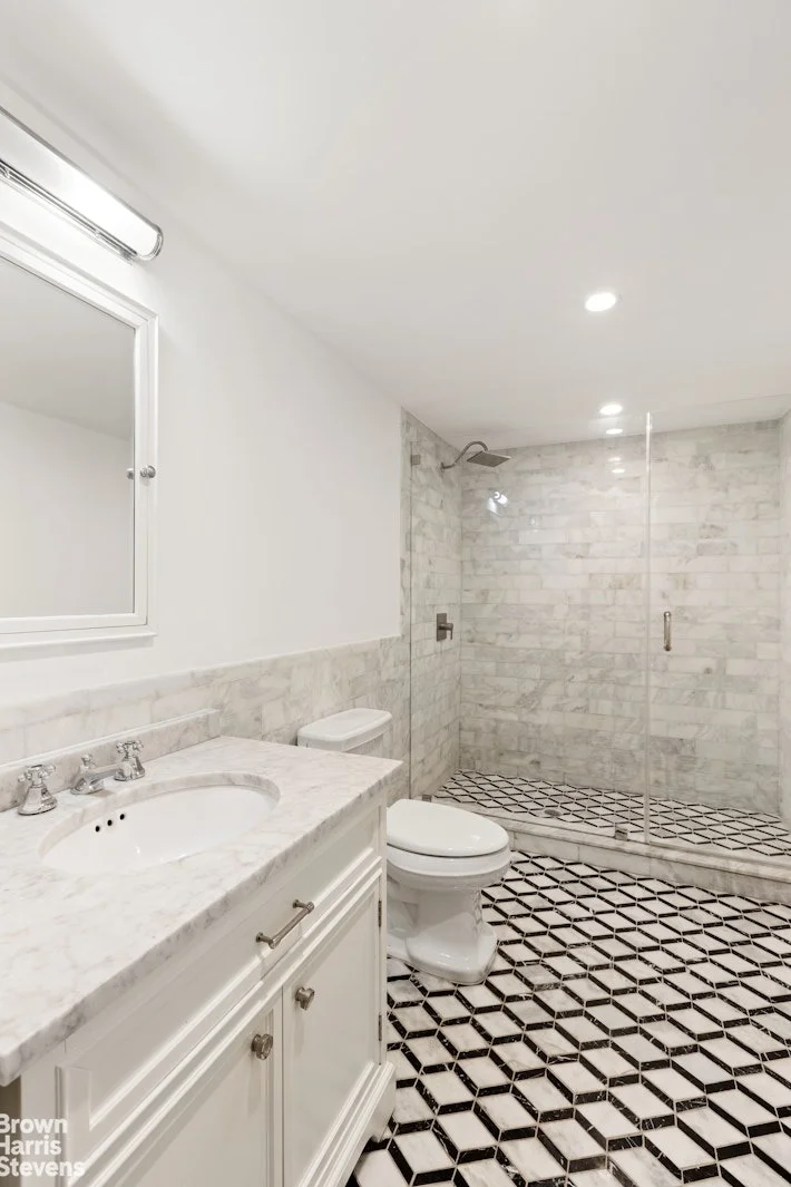 Photo of 18 ARLINGTON Place